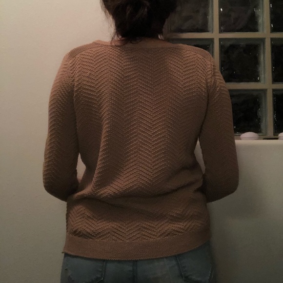 Old Navy Sweater - Picture 9 of 9